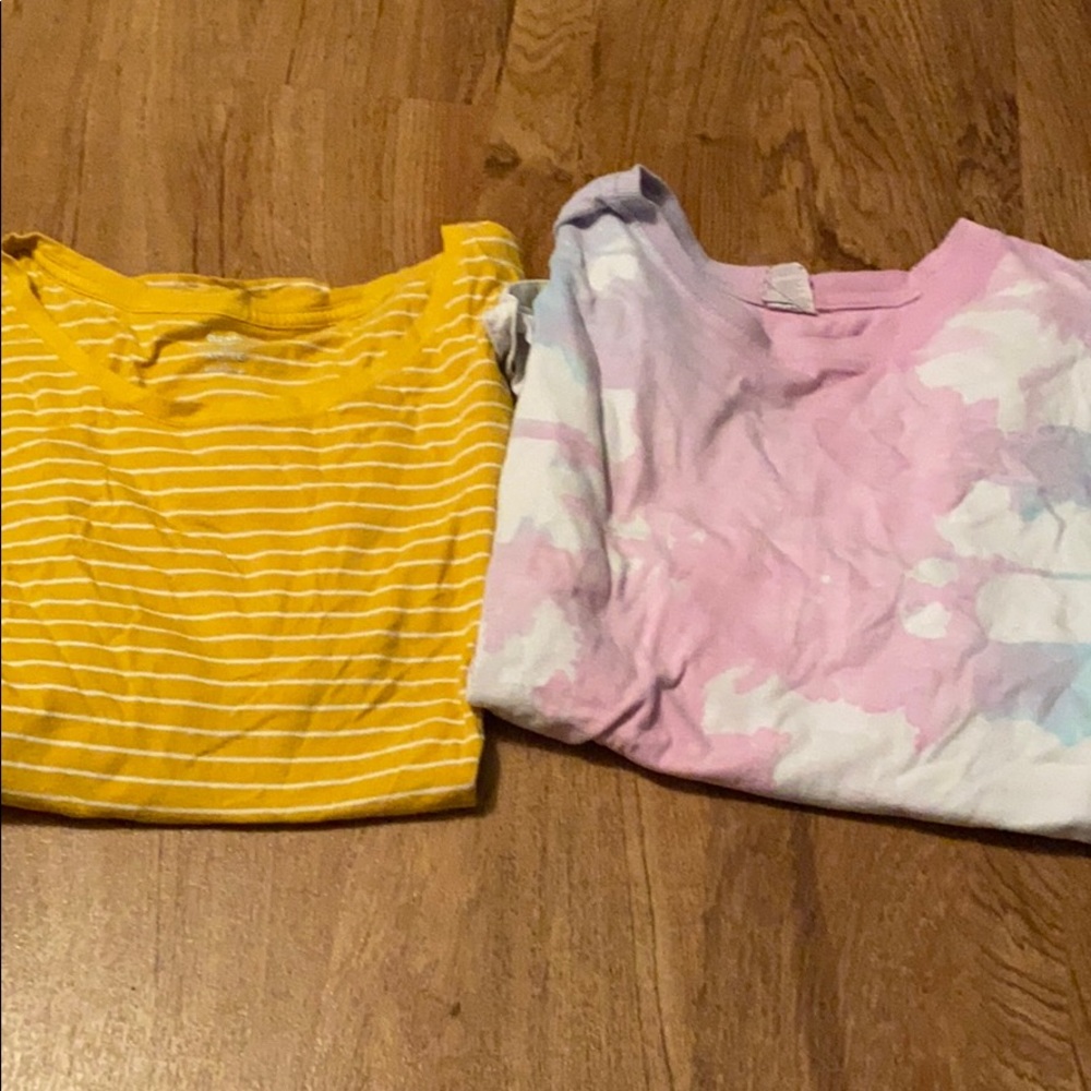 🍓 FREE TEES 🍓
